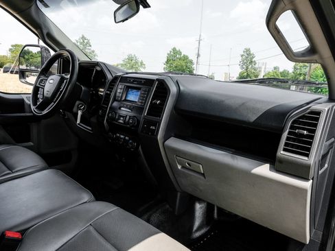 Used 2022 Ford F350 XL w/ Power Equipment Group AWD/4WD image 14