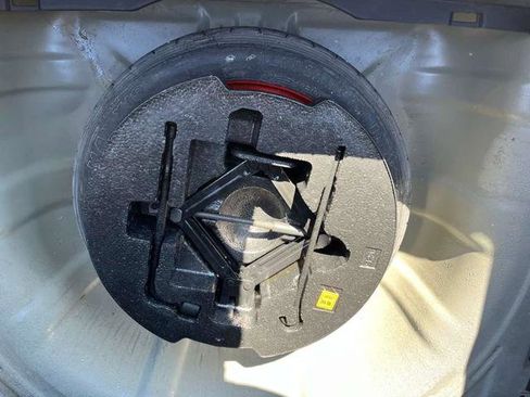 Used 2008 Hyundai Elantra SE image 24