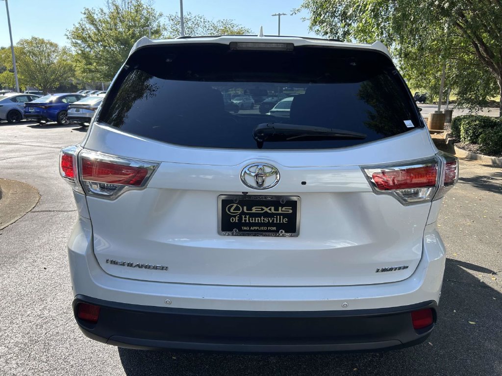 Used 2015 Toyota Highlander Limited FWD image 3
