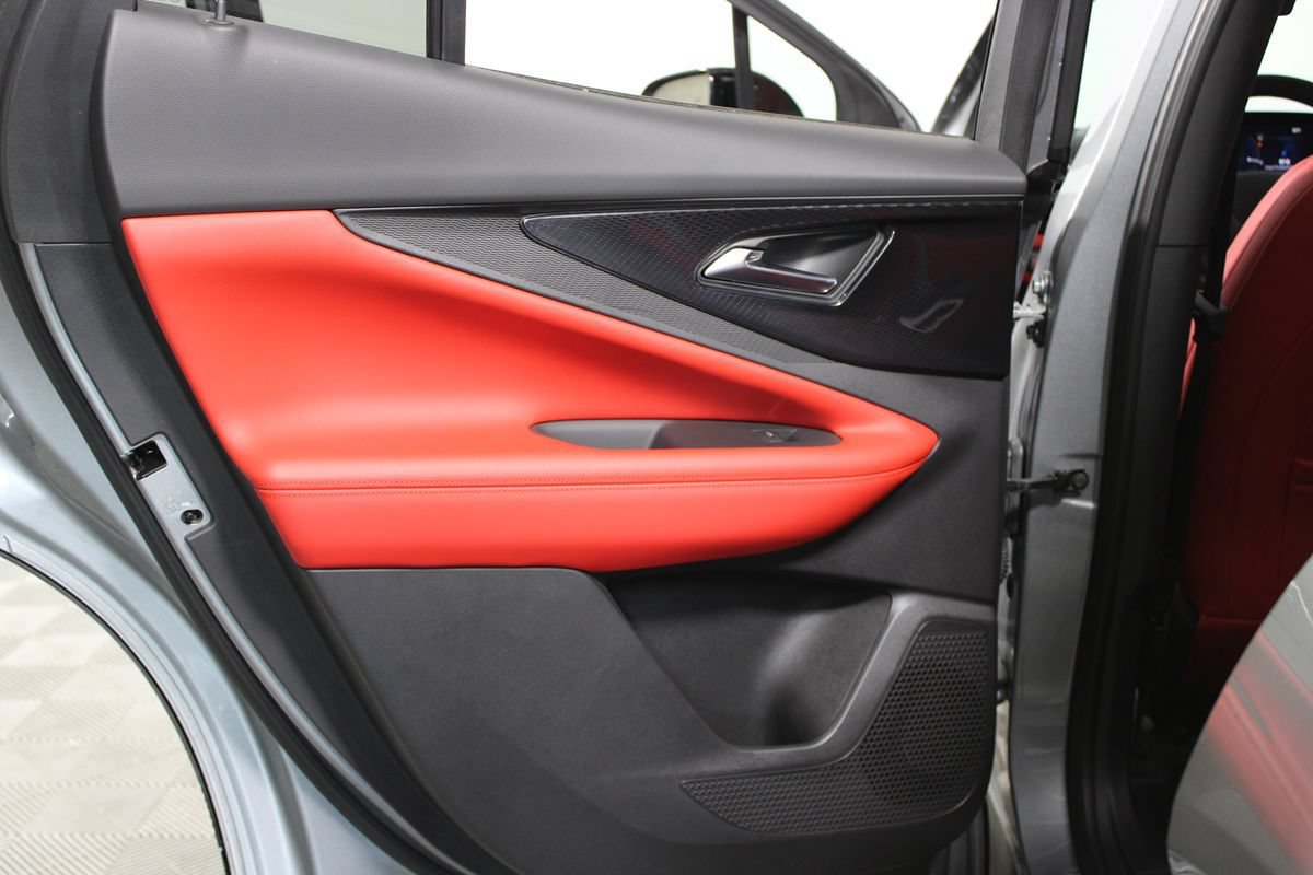 Used 2024 Chevrolet Blazer EV RS RWD image 23