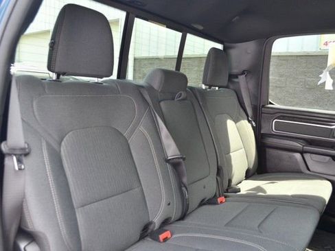 Used 2023 RAM 1500 Big Horn AWD/4WD image 36