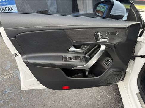 Used 2020 Mercedes-Benz CLA 250 image 15