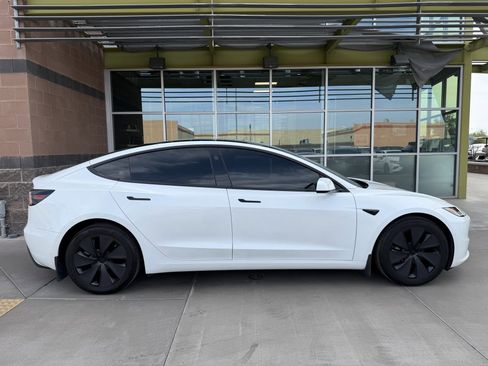 Used 2024 Tesla Model 3 Long Range image 9