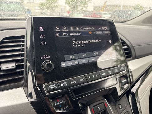 Used 2024 Honda Odyssey Touring image 24
