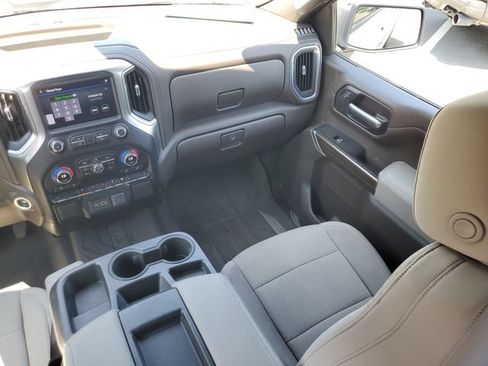 Used 2021 Chevrolet Silverado 1500 LT RWD image 9