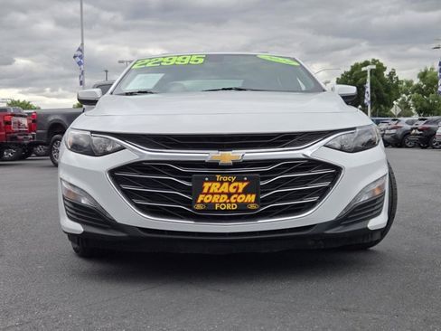 Used 2024 Chevrolet Malibu LT FWD image 3