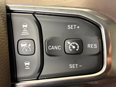 New 2026 RAM 1500 Laramie AWD/4WD image 21