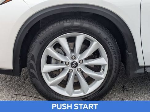 Used 2019 INFINITI QX50 Pure FWD image 12