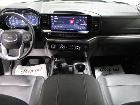 Used 2023 GMC Sierra 1500 SLT w/ SLT Premium Package image 2