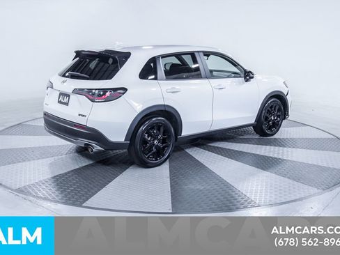 Used 2025 Honda HR-V Sport image 10