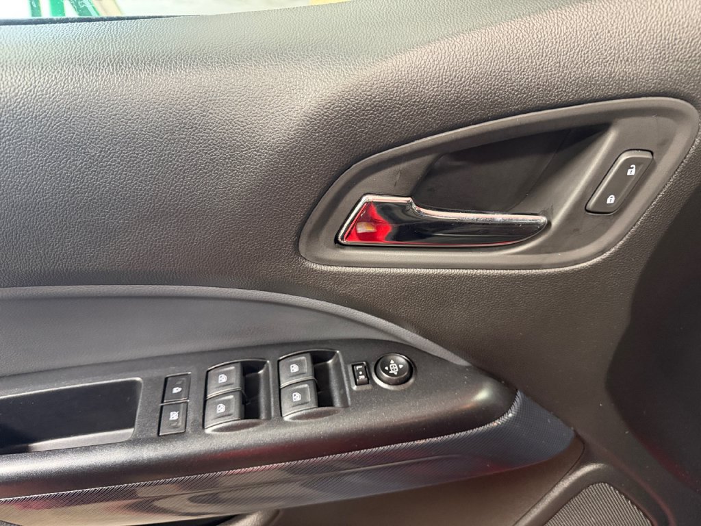 Used 2020 Chevrolet Colorado Z71 AWD/4WD image 28