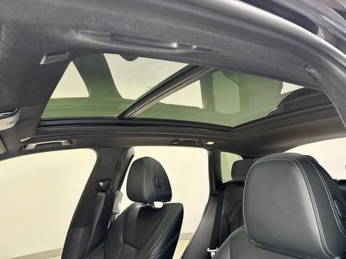 Used 2022 BMW X3 xDrive30i w/ Premium Package 2 AWD/4WD image 2