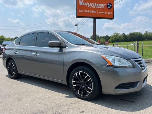 Used 2015 Nissan Sentra S FWD image 1