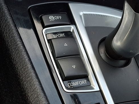 Used 2017 BMW 535i Gran Turismo xDrive image 20