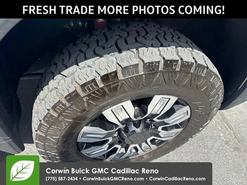 Used 2025 GMC Sierra 2500 Denali w/ Denali Reserve Package AWD/4WD image 10