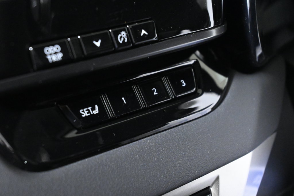 New 2026 Lexus RX 350 AWD image 25