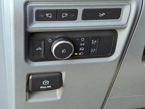 Certified 2022 Ford F150 XLT w/ Equipment Group 302A High image 17