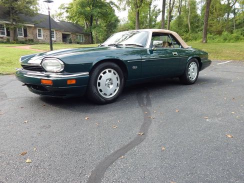Used 1996 Jaguar XJS 4.0 Convertible RWD image 2