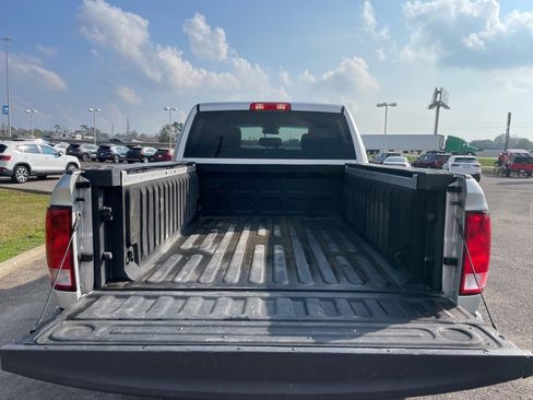 Used 2018 RAM 2500 Tradesman w/ Chrome Appearance Group image 14