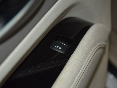 Used 2024 Cadillac Escalade ESV Sport Platinum w/ LPO, ONYX Package AWD/4WD image 50