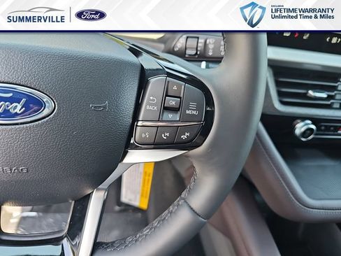 New 2026 Ford Explorer Platinum RWD image 22