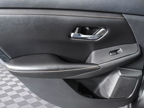 Used 2020 Nissan Sentra SR image 23
