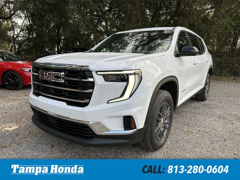 Used 2025 GMC Acadia Elevation image 1