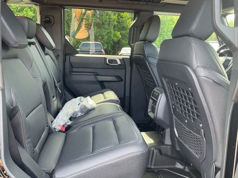 New 2026 Ford Bronco Big Bend w/ Black Diamond Package AWD/4WD image 12