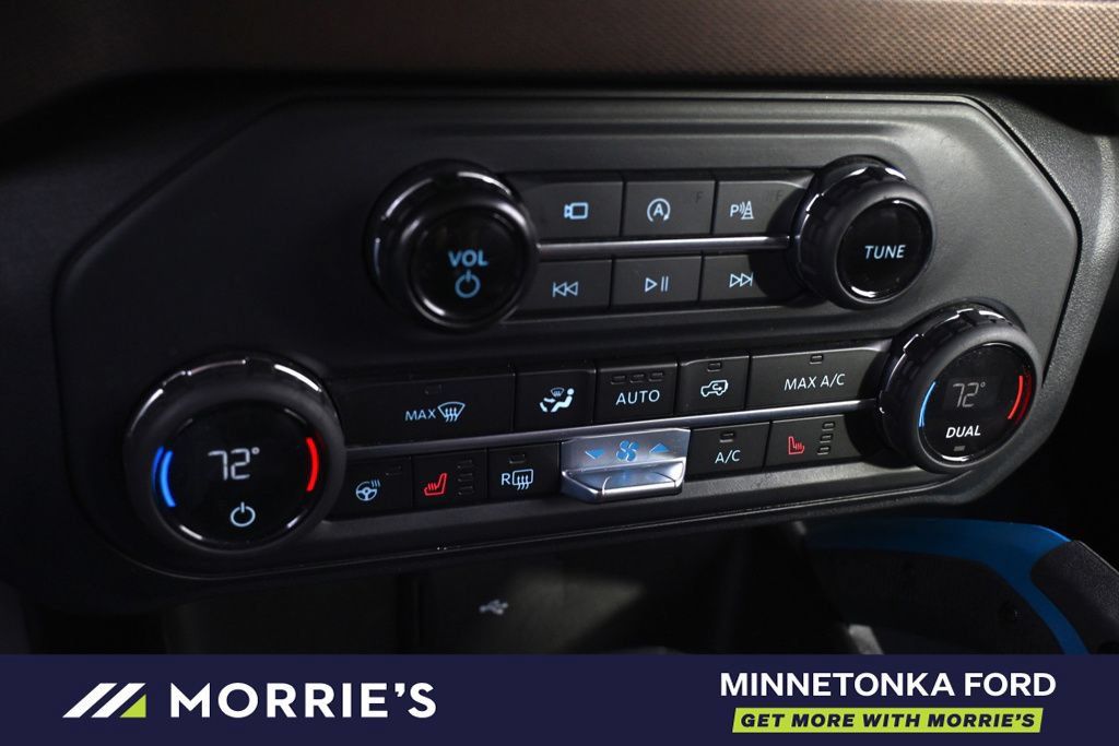 Used 2023 Ford Bronco Outer Banks w/ Sasquatch Package AWD/4WD image 30