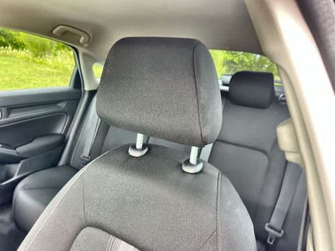Used 2024 Honda Civic LX image 25