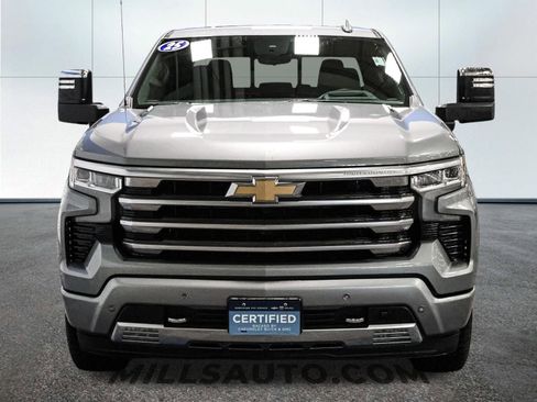 Certified 2025 Chevrolet Silverado 1500 High Country w/ Technology Package image 12