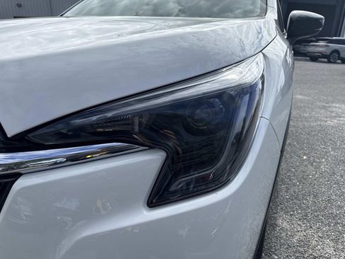 Used 2025 Subaru Ascent Limited image 11