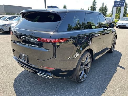 New 2025 Land Rover Range Rover Sport Dynamic SE image 7