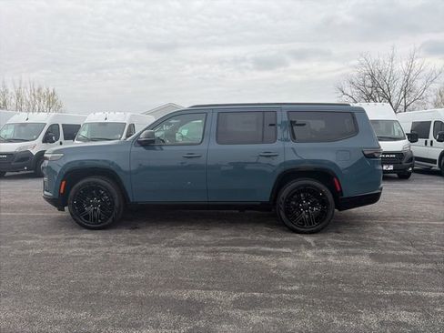 New 2026 Jeep Grand Wagoneer Limited AWD/4WD image 2