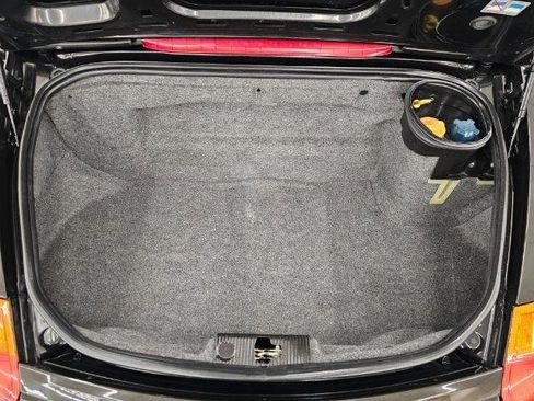 Used 2000 Porsche Boxster RWD image 26
