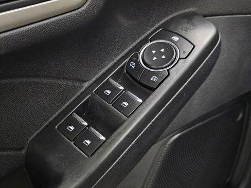 Used 2022 Ford Escape SE w/ Cold Weather Package FWD image 27