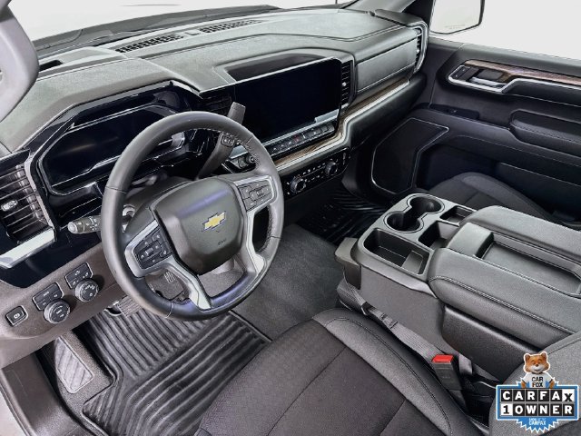 Used 2024 Chevrolet Silverado 1500 LT AWD/4WD image 15