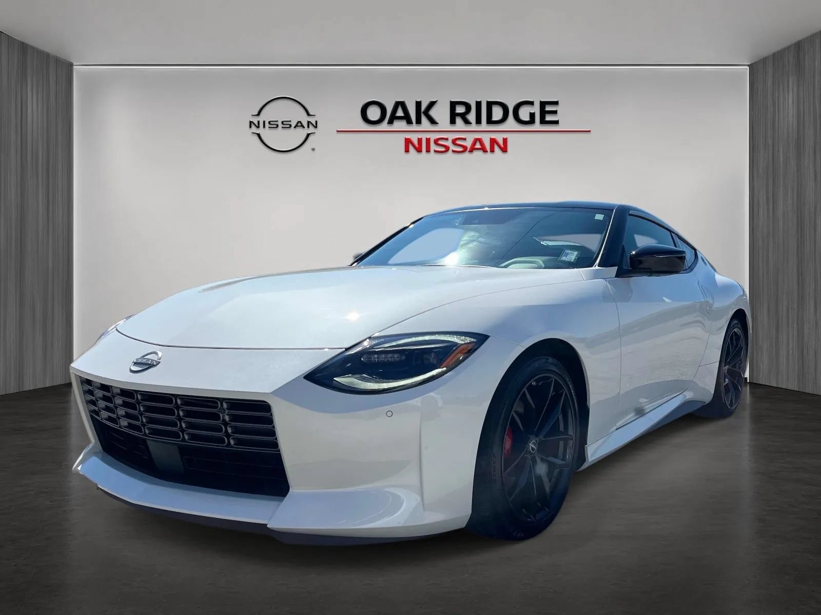 Used 2025 Nissan Z Performance w/ Floor Mat Package RWD image 7