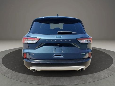 Used 2020 Ford Escape SE image 5