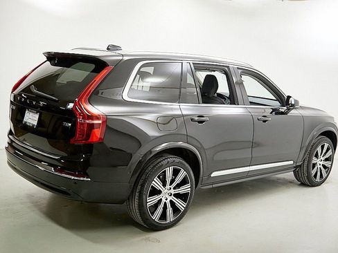 Certified 2025 Volvo XC90 T8 Ultra w/ Protection Package Premier image 8