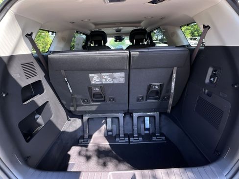 New 2026 Kia Carnival SX Prestige FWD image 32