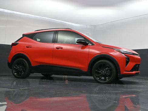 New 2027 Chevrolet Bolt RS w/ Technology Package FWD image 44