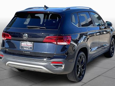 Used 2024 Volkswagen Taos SE image 13