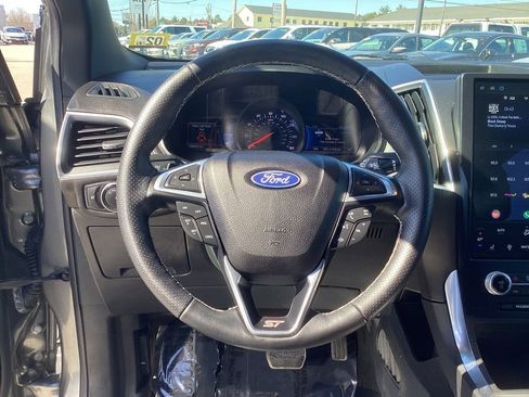Used 2022 Ford Edge ST AWD/4WD image 15