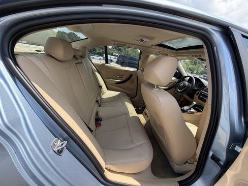 Used 2014 BMW 335i Sedan RWD image 16