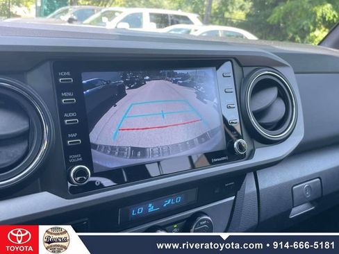Used 2022 Toyota Tacoma TRD Off-Road w/ Technology Package AWD/4WD image 31