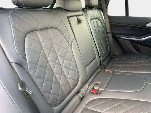 Used 2023 BMW X5 sDrive40i w/ M Sport Package RWD image 25