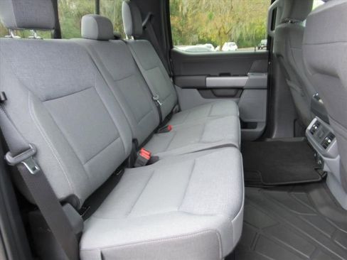 Used 2025 Ford F150 XLT w/ Equipment Group 302A MID image 32