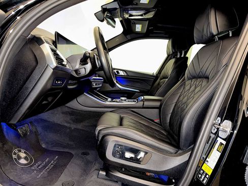 Certified 2024 BMW X5 xDrive40i w/ Premium Package image 9