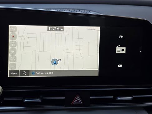 Certified 2025 Hyundai Elantra Limited FWD image 32